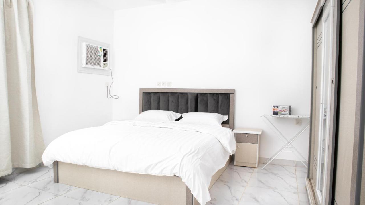 Comfortable & Big Family Apartments 10Mins Drive To Al-Masjid -Nabawi - Nozol Noor 2 Medina Exterior foto