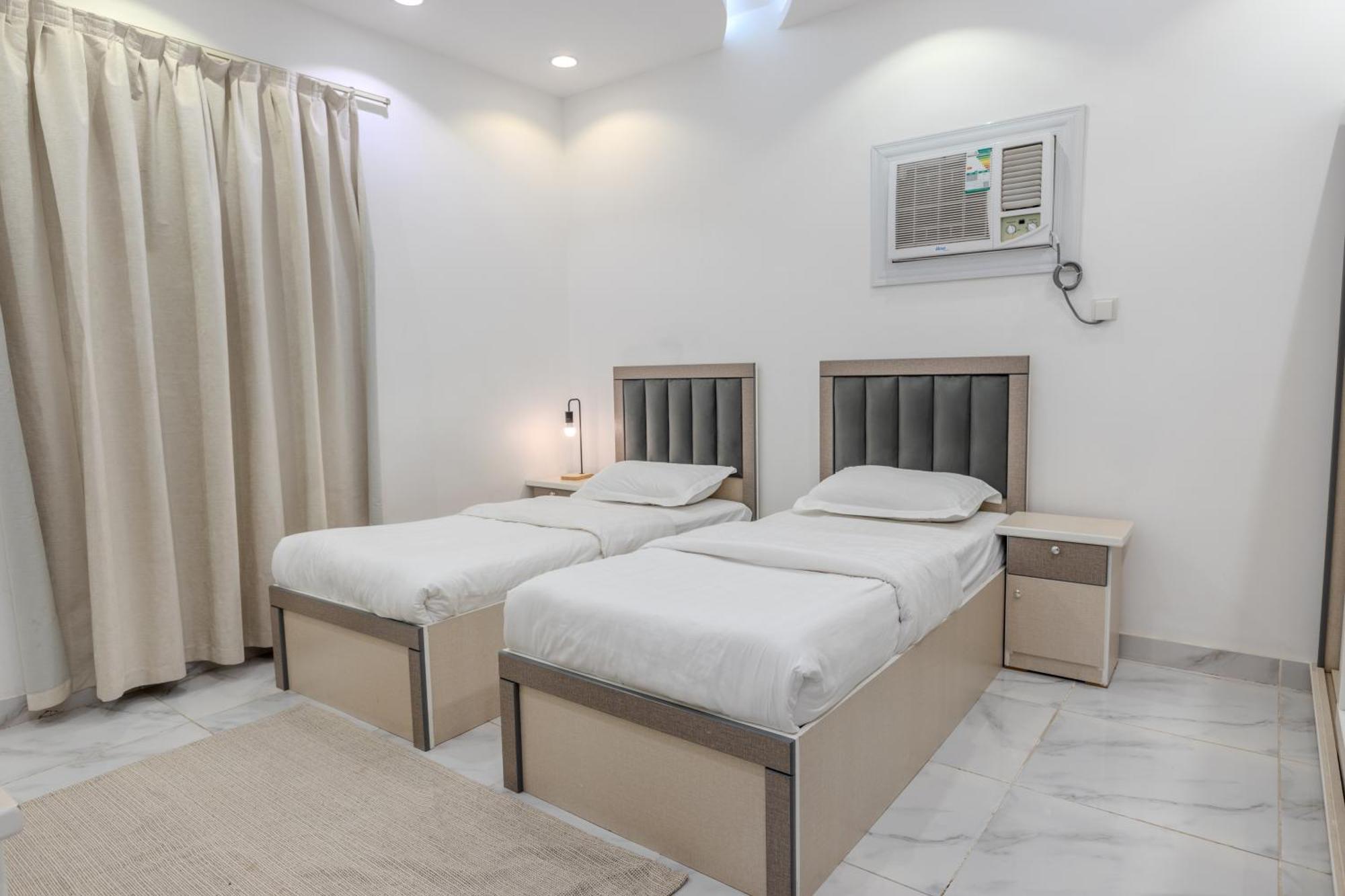 Comfortable & Big Family Apartments 10Mins Drive To Al-Masjid -Nabawi - Nozol Noor 2 Medina Exterior foto