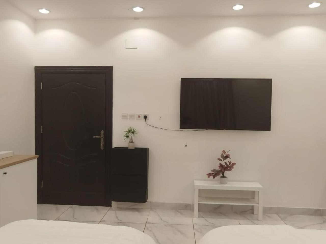 Comfortable & Big Family Apartments 10Mins Drive To Al-Masjid -Nabawi - Nozol Noor 2 Medina Exterior foto